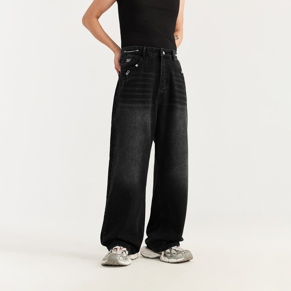Metal Patched Retro Baggy Wide Leg Jeans in Black