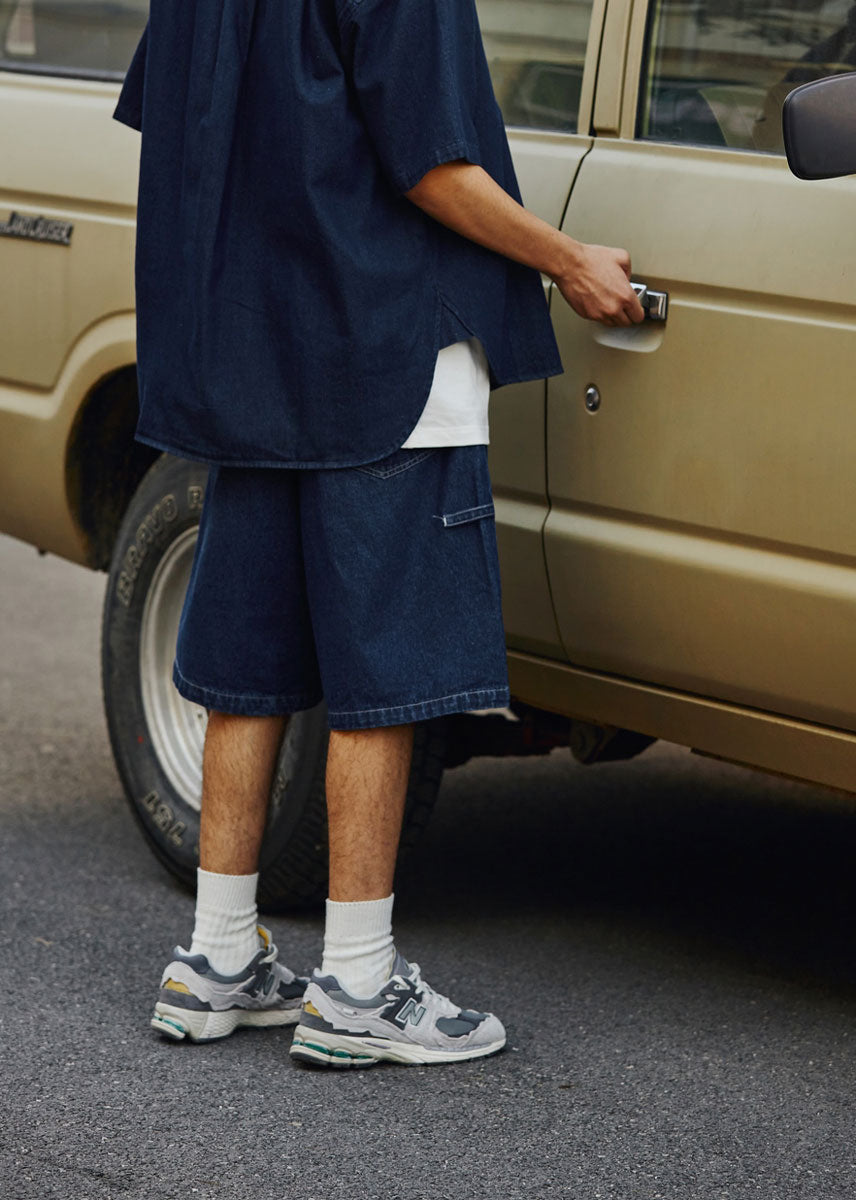 Vintage Baggy Denim Skater Shorts in Dark Blue